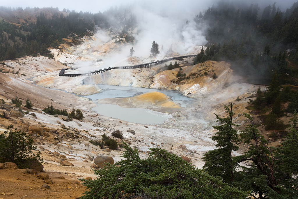 09-28 - 06.jpg - Bumpass Hell, Lassen Volcanic National Park